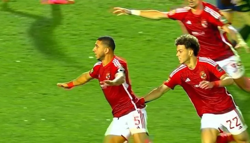 الأهلي يفاجئ ربيعة الأهلي يفاجئ ربيعة