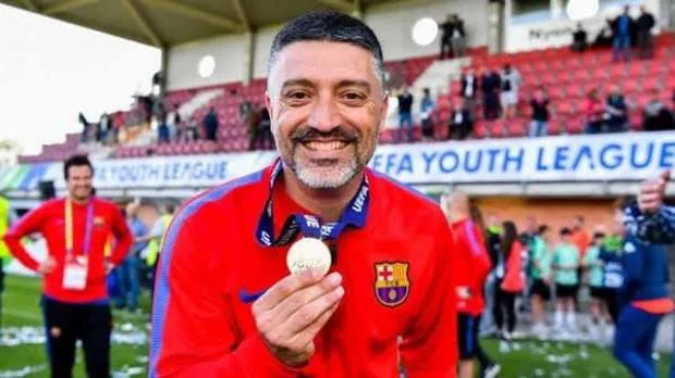 الأهلي يفاوض مدرب برشلونة السابق.. مرشح بقوة لخلافة كولر