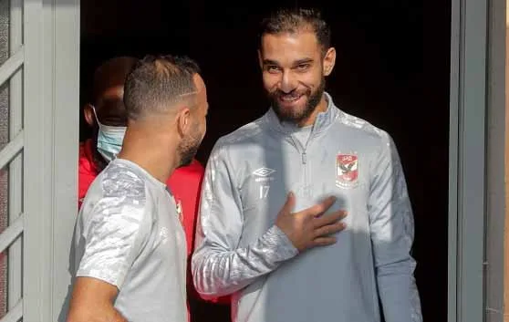 الأهلي يقرر إضافة عمرو السولية إلى قائمة بطولة كأس العالم للأندية. الأهلي يقرر إضافة عمرو السولية إلى قائمة بطولة كأس العالم للأندية.