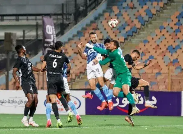 الأهلي ينفرد بالصدارة.. ترتيب الدوري المصري بعد خسارة بيراميدز من البنك برباعية