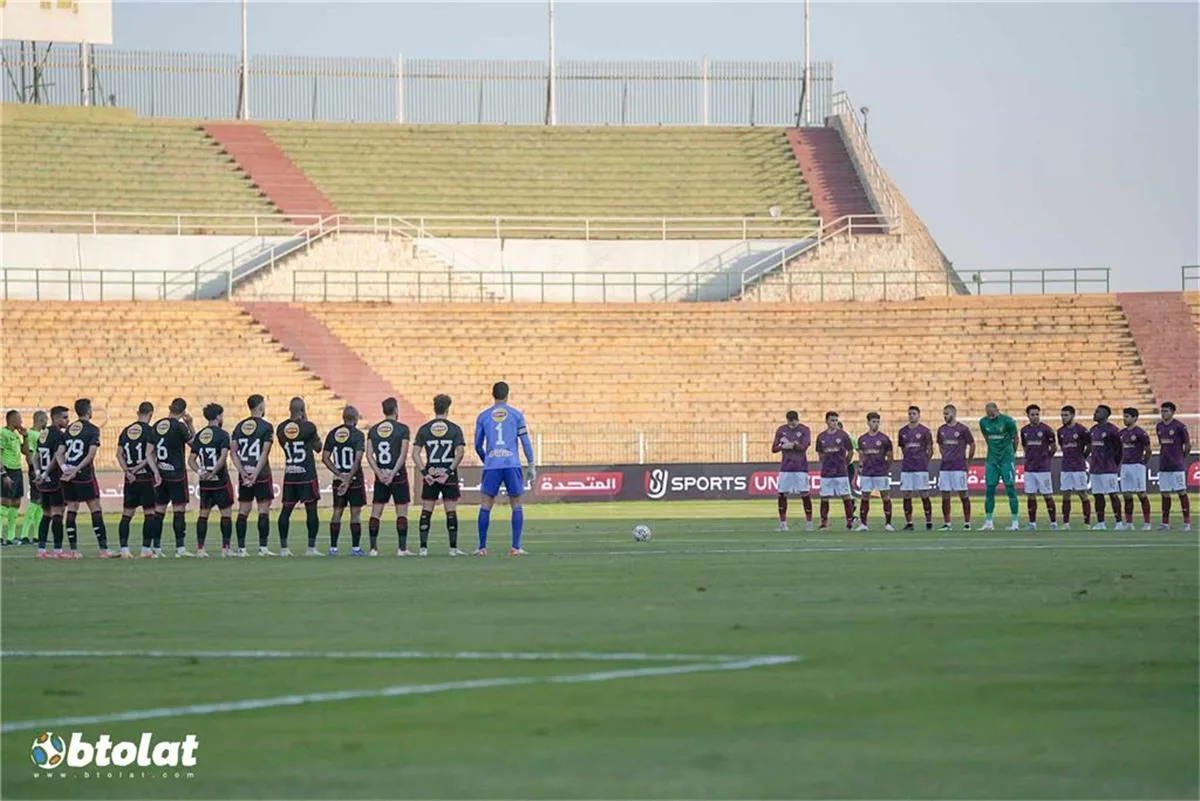 الأهلي يهدف لتثبيت مركزه الأول أمام سيراميكا كليوباترا واستمرار رحلته نحو الفوز بالدوري. الأهلي يهدف لتثبيت مركزه الأول أمام سيراميكا كليوباترا واستمرار رحلته نحو الفوز بالدوري.