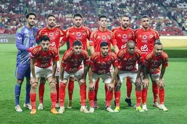 الأهلي يواصل التحضير لمباراة حسم البطولة ضد فاركو الأهلي يواصل التحضير لمباراة حسم البطولة ضد فاركو