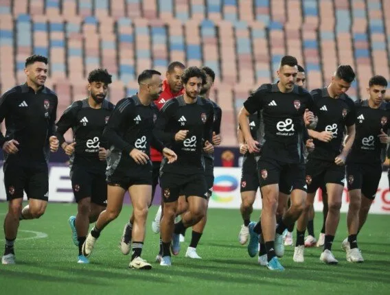الأهلي يواصل تدريباته اليوم استعدادًا لمواجهة سيراميكا كليوباترا في الدوري الأهلي يواصل تدريباته اليوم استعدادًا لمواجهة سيراميكا كليوباترا في الدوري