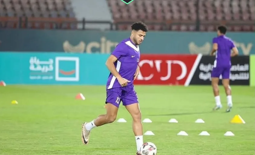 الأهلي يُنهي صفقة لاعب وسط البنك الأهلي ويترقب العرض الرسمي. الأهلي يُنهي صفقة لاعب وسط البنك الأهلي ويترقب العرض الرسمي.