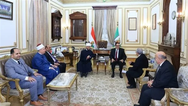 الأوقاف: نعمل على تمكين الأئمة والواعظات بالمعرفة اللازمة للنمو والتطور الأوقاف: نعمل على تمكين الأئمة والواعظات بالمعرفة اللازمة للنمو والتطور