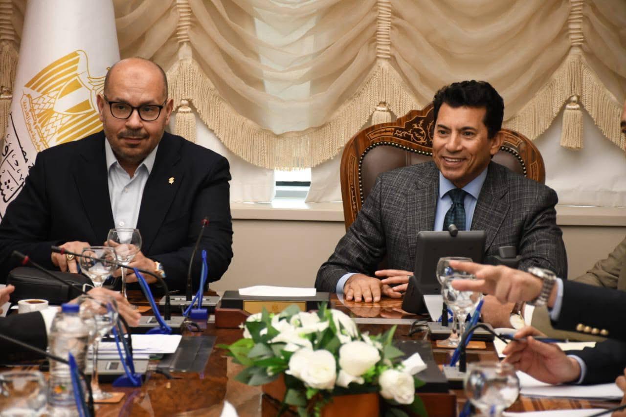الأولمبية تحذر من الشائعات وتؤكد على التنسيق التام مع وزارة الشباب والرياضه بشأن تعديلات قانون الرياضة