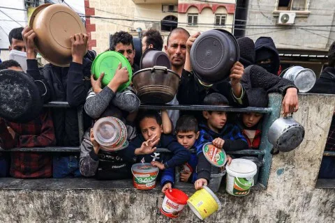 الأونروا: الجوع في غزة هو مجرد جانب من المآسي. الأونروا: الجوع في غزة هو مجرد جانب من المآسي.