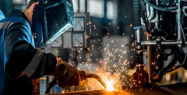 الإحصاءات: زيادة قدرها 3.9% في المؤشر الصناعي التحويلي والاستخراجي خلال مارس 2025 الإحصاءات: زيادة قدرها 3.9% في المؤشر الصناعي التحويلي والاستخراجي خلال مارس 2025