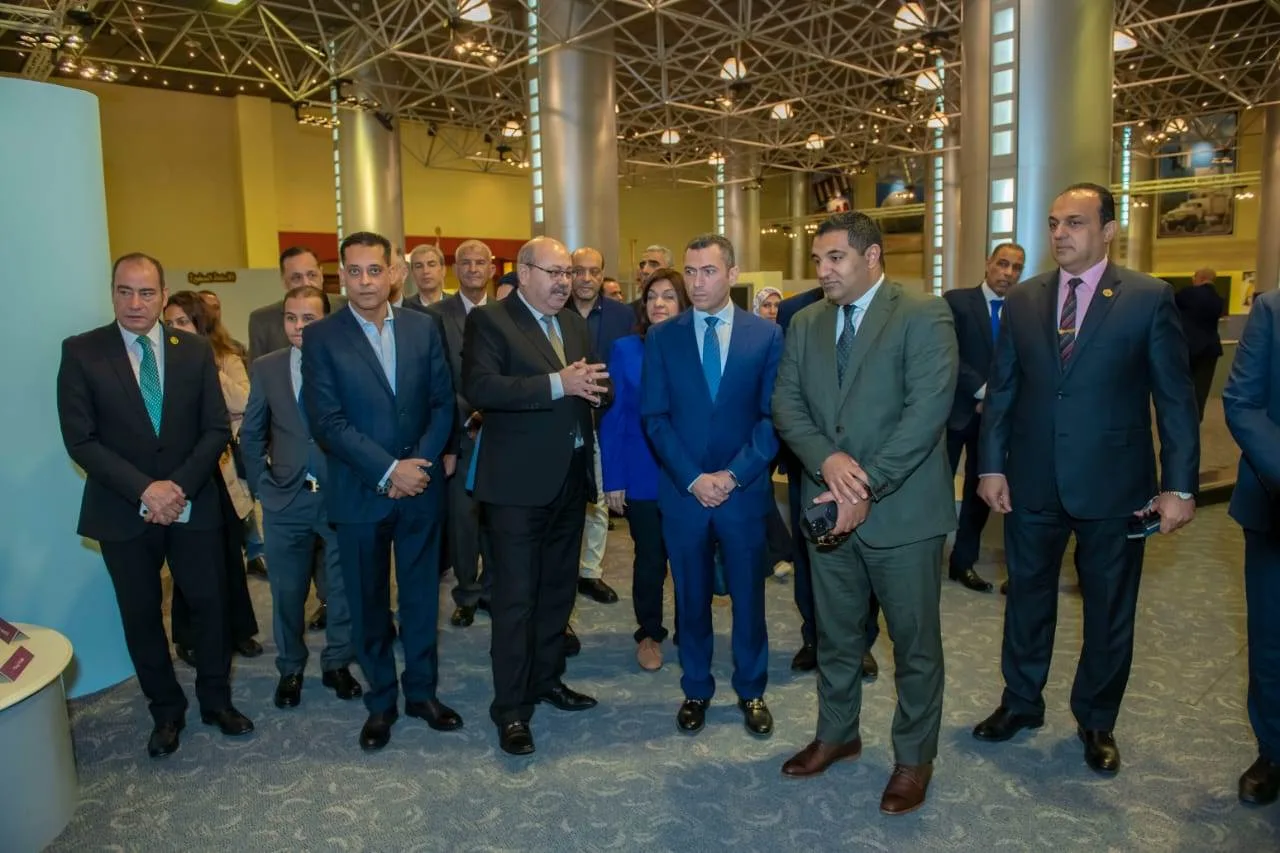 “الإنتاج الحربي” يستقبل وفد لجنة الصناعة في مجلس النواب خلال زيارة لمصنع إنتاج وإصلاح المدرعات “الإنتاج الحربي” يستقبل وفد لجنة الصناعة في مجلس النواب خلال زيارة لمصنع إنتاج وإصلاح المدرعات