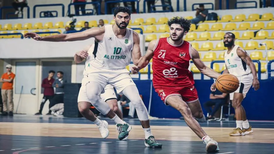 الاتحاد السكندري يفوز على الأهلي 76-73 في المباراة الثالثة من نهائي دوري السوبر لكرة السلة. الاتحاد السكندري يفوز على الأهلي 76-73 في المباراة الثالثة من نهائي دوري السوبر لكرة السلة.
