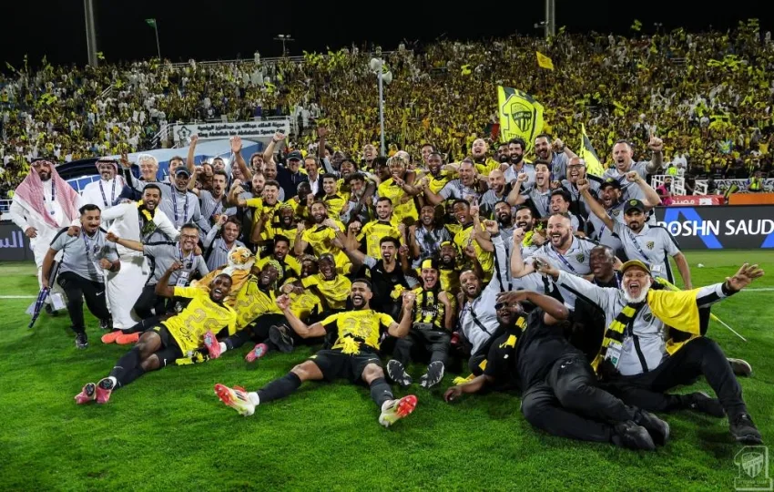 الاتحاد نال لقب الدوري مبكراً بفضل الاحترافية والتنظيم الاتحاد نال لقب الدوري مبكراً بفضل الاحترافية والتنظيم
