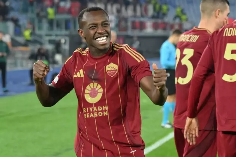 الاتحاد ونيوم مهتمان.. تقارير: سعود عبدالحميد يفضل البقاء في الاحتراف الأوروبي الاتحاد ونيوم مهتمان.. تقارير: سعود عبدالحميد يفضل البقاء في الاحتراف الأوروبي