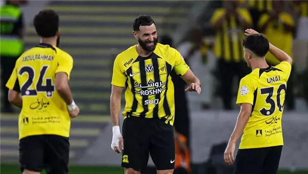 الاتحاد يتفوق على القادسية 2-1 في الشوط الأول من نهائي كأس خادم الحرمين الشريفين