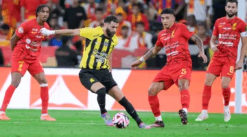 الاتحاد يتوج بلقب كأس الملك بثلاثية ضد القادسية