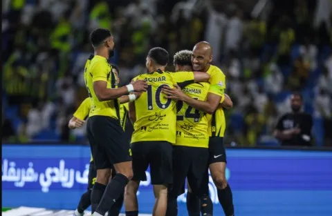 الاتحاد يحصد لقب الدوري السعودي للمرة العاشرة في تاريخه الاتحاد يحصد لقب الدوري السعودي للمرة العاشرة في تاريخه