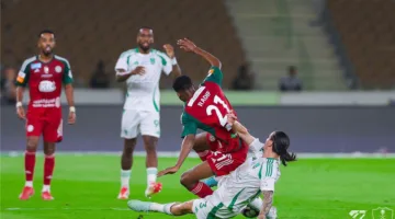 الاتفاق يحقق فوزًا ساحقًا على الأهلي بثلاثة أهداف في الدوري السعودي