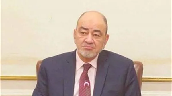 الاثنين.. وحدة المستلزمات الطبية تستعرض قضايا القطاع مع هيئتي الشراء الموحد والدواء المصرية الاثنين.. وحدة المستلزمات الطبية تستعرض قضايا القطاع مع هيئتي الشراء الموحد والدواء المصرية
