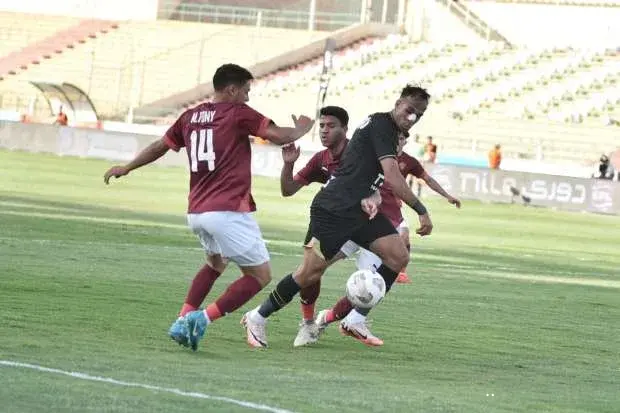 الاختبار الأول للرمادي.. الزمالك يسقط في فخ التعادل أمام سيراميكا