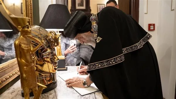 البابا تواضروس يصل التشيك والسفارة المصرية تقيم حفل استقبال رسمي لقداسته