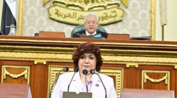 «البرلمان» يوافق على اتفاقية النقل الجوي المنتظم بين مصر وعمان
