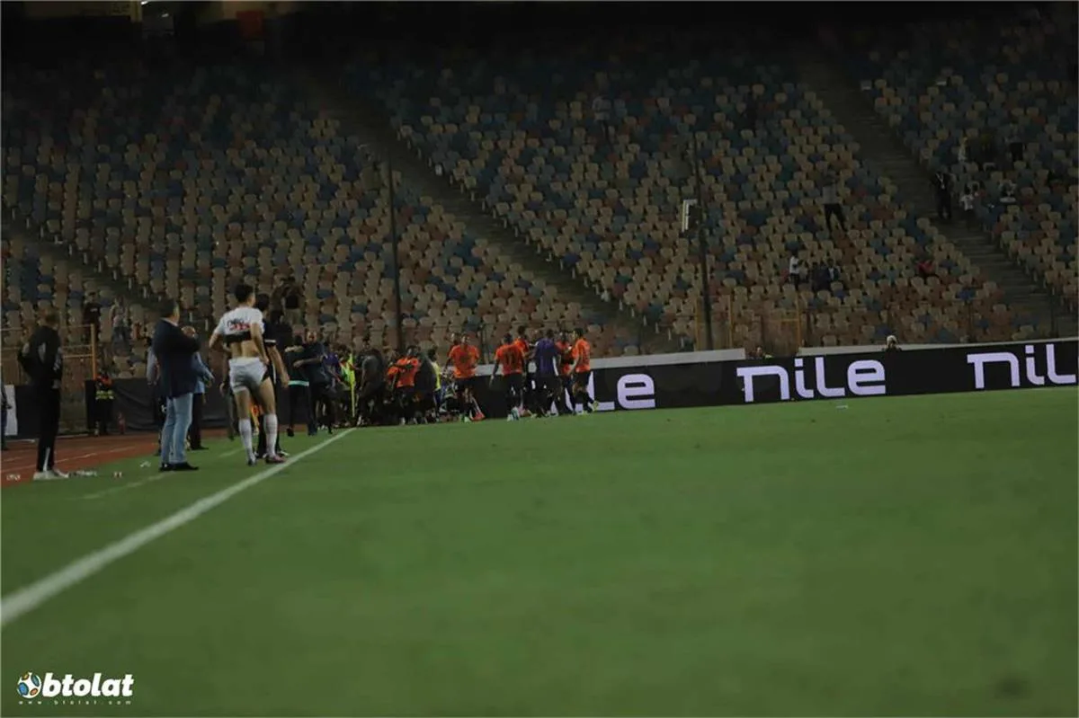البنك الأهلي يتغلب على مودرن سبورت ويتأهل إلى الدور نصف النهائي من كأس الرابطة البنك الأهلي يتغلب على مودرن سبورت ويتأهل إلى الدور نصف النهائي من كأس الرابطة