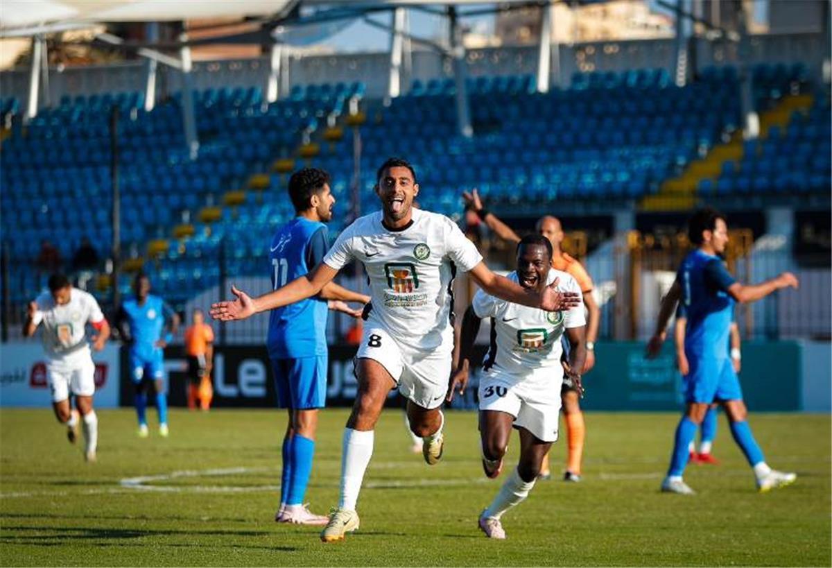 البنك الأهلي يقلب الطاولة على سيراميكا كليوباترا برباعية مثيرة في الدوري المصري