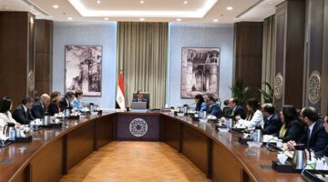 البنك الأوروبي يُشيد بإجراءات الحكومة.. ويؤكد: ملتزمون بدعم الاقتصاد المصري