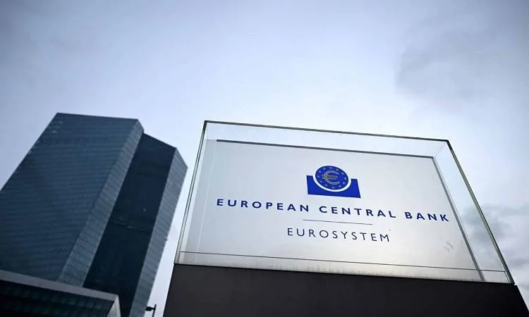 البنك المركزي الأوروبي: مستخدمو اليورو يتوقعون زيادة في التضخم خلال السنة القادمة البنك المركزي الأوروبي: مستخدمو اليورو يتوقعون زيادة في التضخم خلال السنة القادمة