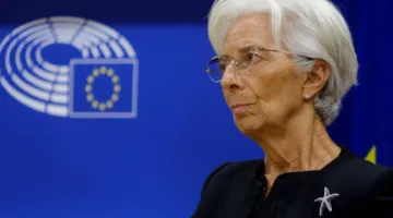 البنك المركزي الأوروبي ينفي رحيل لاغارد قبل عام 2027