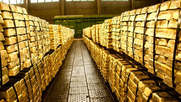 البنوك المركزية العالمية تعزز احتياطياتها من الذهب في ظل حالة عدم اليقين الاقتصادي