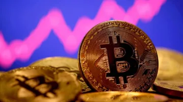 البيتكوين تتخطى حاجز الـ2.2 تريليون دولار.. زيادة تاريخية في القيمة السوقية