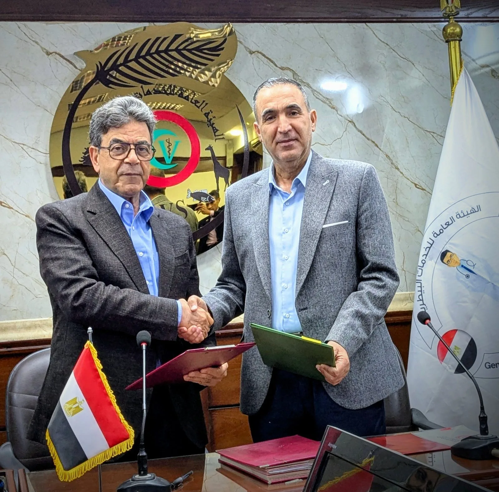 البيطريون يوقعون اتفاقية شراكة مع الخدمات البيطرية لتعزيز المهارات وتحسين الثروة الحيوانية البيطريون يوقعون اتفاقية شراكة مع الخدمات البيطرية لتعزيز المهارات وتحسين الثروة الحيوانية