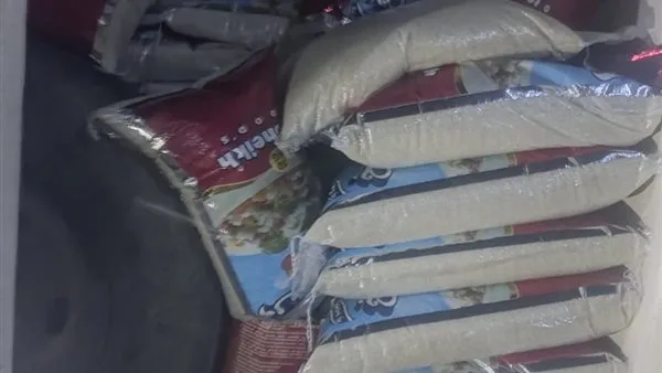 التحفظ على 8 أطنان أرز مجهول المصدر بالفيوم التحفظ على 8 أطنان أرز مجهول المصدر بالفيوم