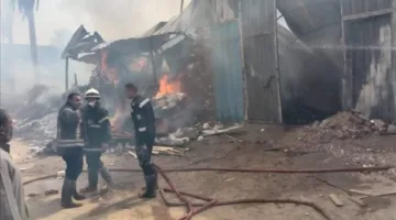 التحقيقات بشأن حريق مستودع الفايبر والأخشاب في عين شمس: سبب الحريق هو ماس كهربائي