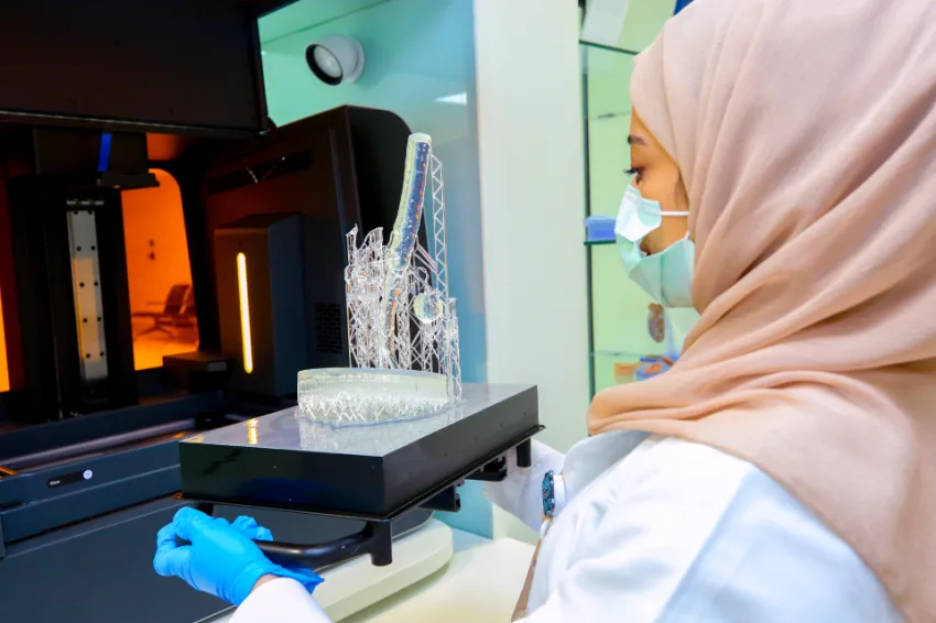 التخصصي يعزز الطب المخصص بتقنيات ثلاثية الأبعاد ويحصل على اعتماد الأيزو العالمي للجودة التخصصي يعزز الطب المخصص بتقنيات ثلاثية الأبعاد ويحصل على اعتماد الأيزو العالمي للجودة
