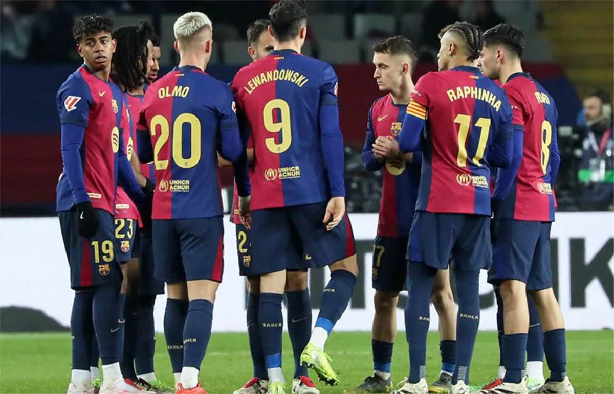 التشكيلة المرتقبة لبرشلونة في مباراة إسبانيول اليوم بالدوري الإسباني