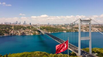 التضخم في تركيا يسجل 37.9% خلال أبريل 2025