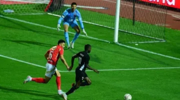 التعادل الإيجابي 1-1 ينتهي به الشوط الأول بين الأهلي والبنك في الدوري «فيديو»