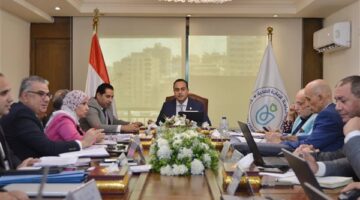 التعاقد مع عدد من العمالة الموسمية والمؤقتة بالمنشآت الصحية