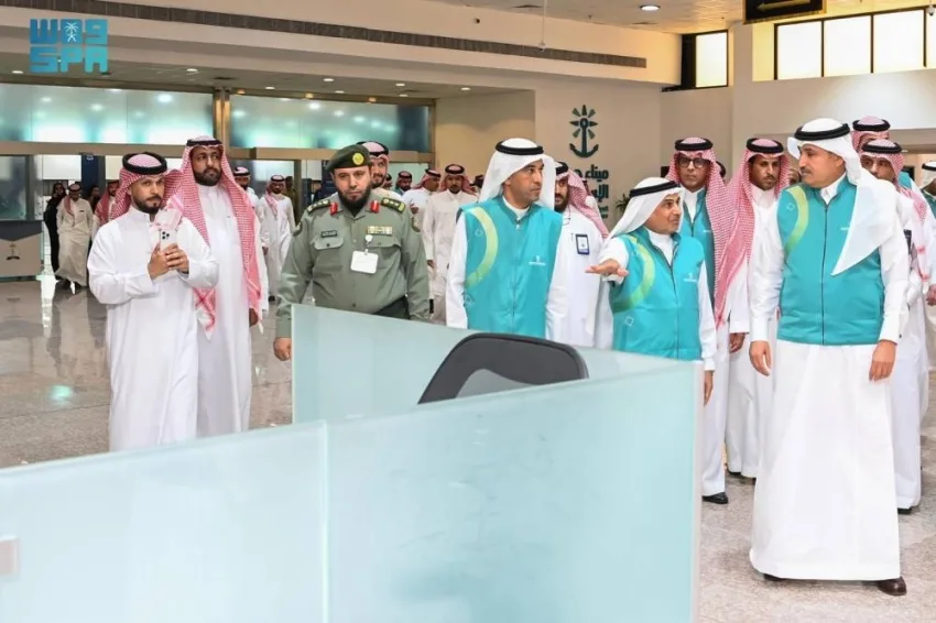 الجاسر يراجع تجهيزات النظام لاستقبال ضيوف الرحمن الجاسر يراجع تجهيزات النظام لاستقبال ضيوف الرحمن