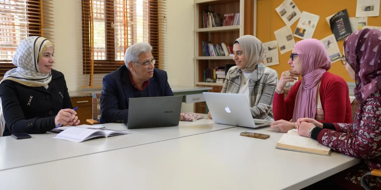 الجامعة الأمريكية تساهم في مشروع عالمي لتطوير نظام الصحة في مصر الجامعة الأمريكية تساهم في مشروع عالمي لتطوير نظام الصحة في مصر