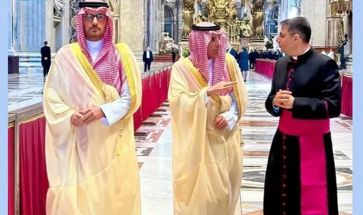 «الجبير» يقود وفد المملكة في احتفال تنصيب بابا الفاتيكان الجديد «الجبير» يقود وفد المملكة في احتفال تنصيب بابا الفاتيكان الجديد