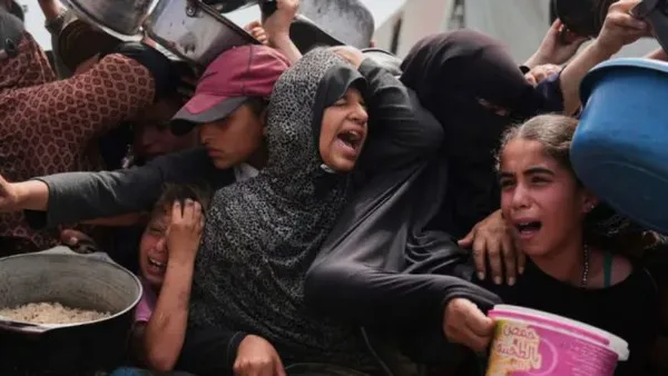 الجوع خير وسيلة للتهجير.. وزير إسرائيلي يطالب بقتـــ. ل سكان غزة