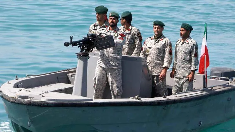 الجيش الإيراني يعلن جاهزيته العالية في البر والبحر والجو |تفاصيل