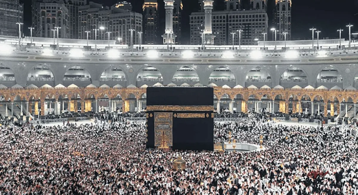 الحج يعيد التأكيد على أهمية الالتزام بالقوانين والإرشادات الحج يعيد التأكيد على أهمية الالتزام بالقوانين والإرشادات