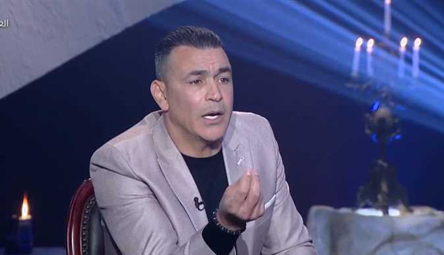 الحضري يطالب حارس الأهلي بالرحيل