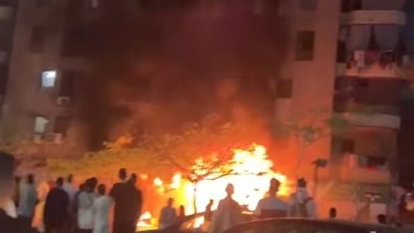 الحماية المدنية تنقذ عقار سكني بالمقطم بعد حريق بمحل اسفله (بالصور والفيديو)