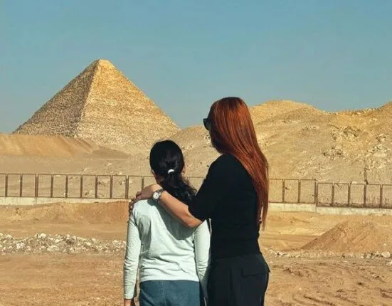 «الحياة قد تخذلنا أحيانًا».. رسالة مؤثرة من كارول سماحة لابنتها عقب وفاة زوجها. «الحياة قد تخذلنا أحيانًا».. رسالة مؤثرة من كارول سماحة لابنتها عقب وفاة زوجها.