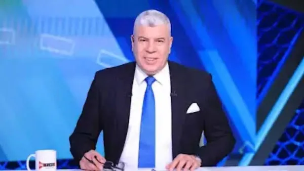 الخلافات تتصاعد .. شوبير يكشف سبب تراجع علي معلول عن انتقاله للخليج