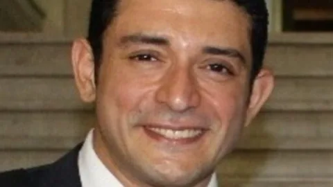 الداخلية المصرية: وفاة حفيد نوال الدجوي عن طريق الانتحار الداخلية المصرية: وفاة حفيد نوال الدجوي عن طريق الانتحار